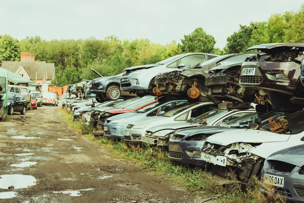 The Best Ways to Get Rid of Your Old Car for Cash Fast