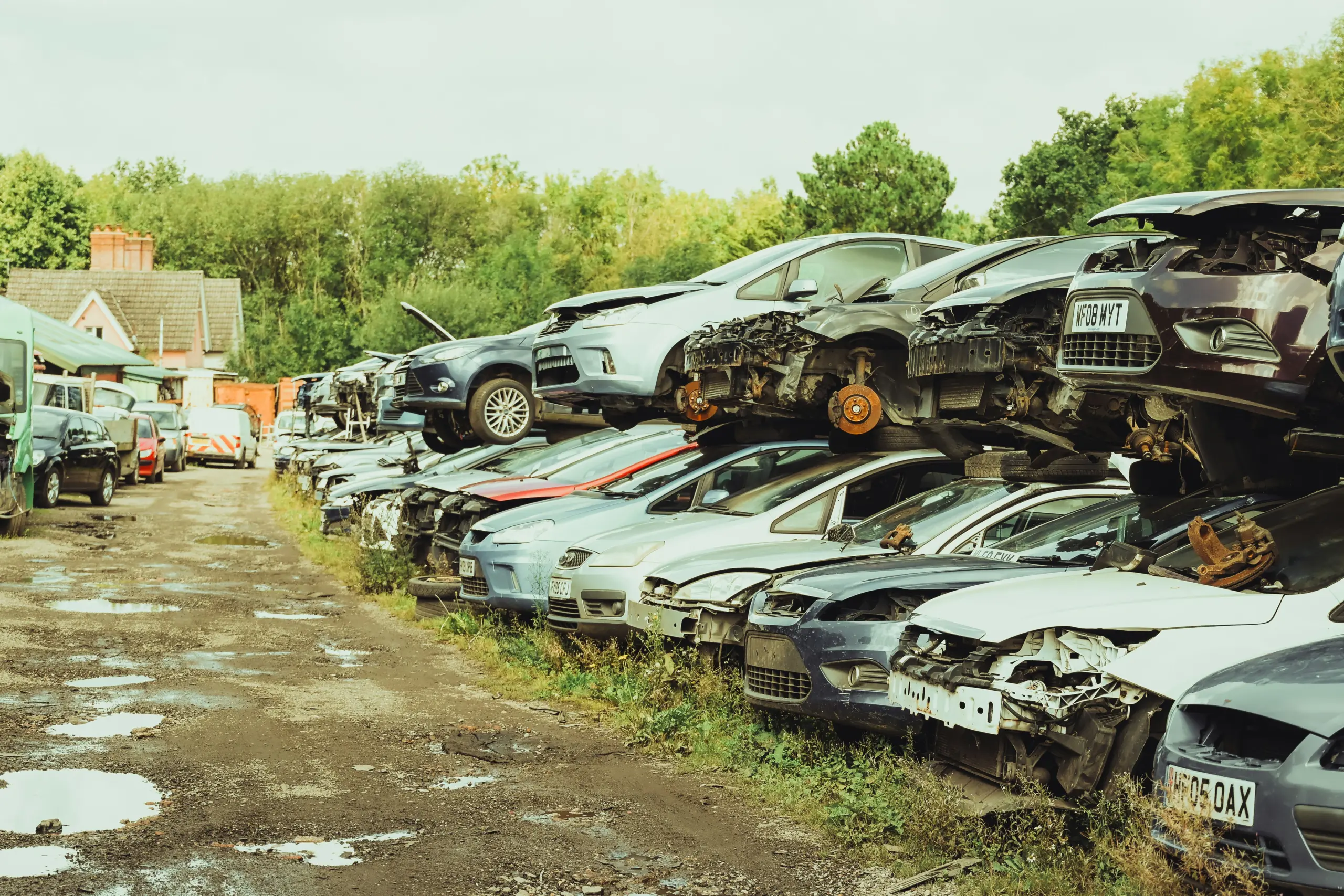 The Best Ways to Get Rid of Your Old Car for Cash Fast